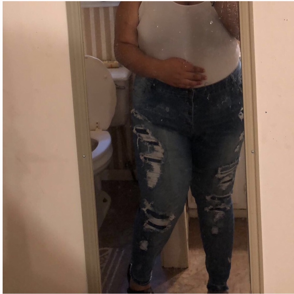 Plus Distressed High Waisted Jeggings